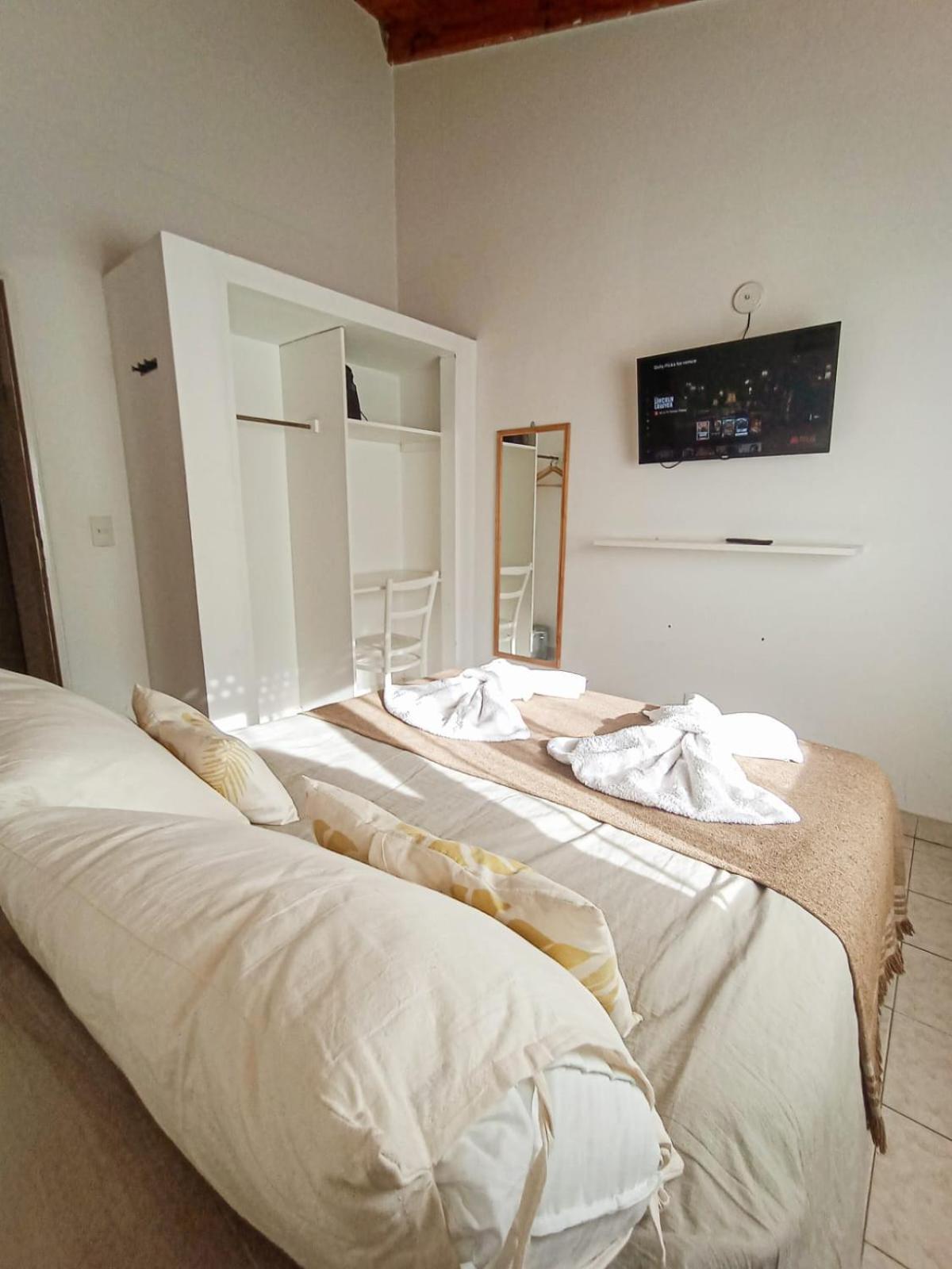 פוארטו מדרין Chepatagonia Hostel & Experiences חדר תמונה
