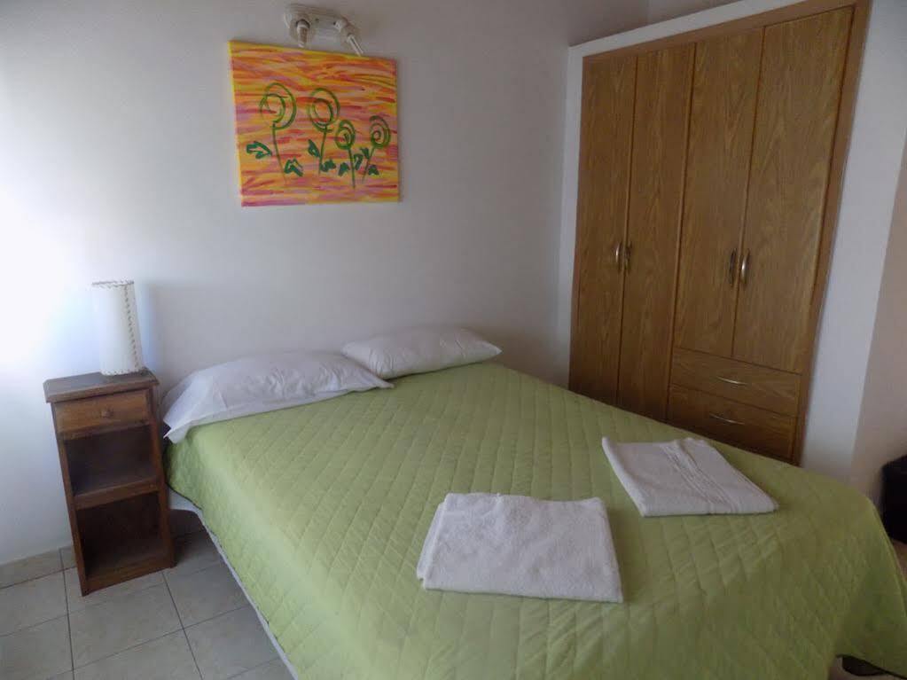 פוארטו מדרין Chepatagonia Hostel & Experiences מראה חיצוני תמונה